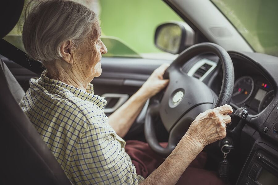 Home Care High Springs FL - Is It Time for Your Senior to Stop Driving?